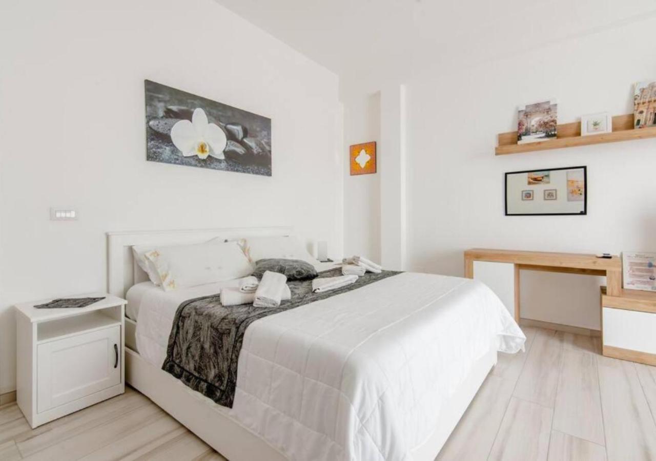 Il Barone Rosso B&B Lecce Exterior photo